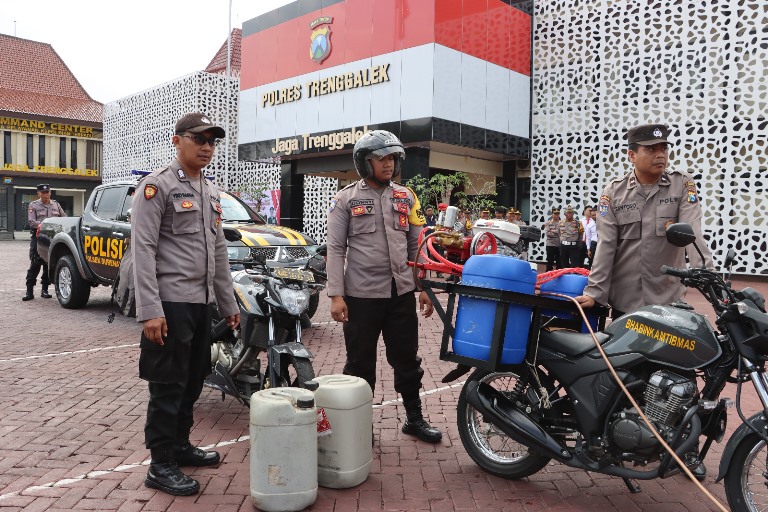 Damkar Sepeda Motor di Trenggalek Untuk Karhutla pada Ketinggian