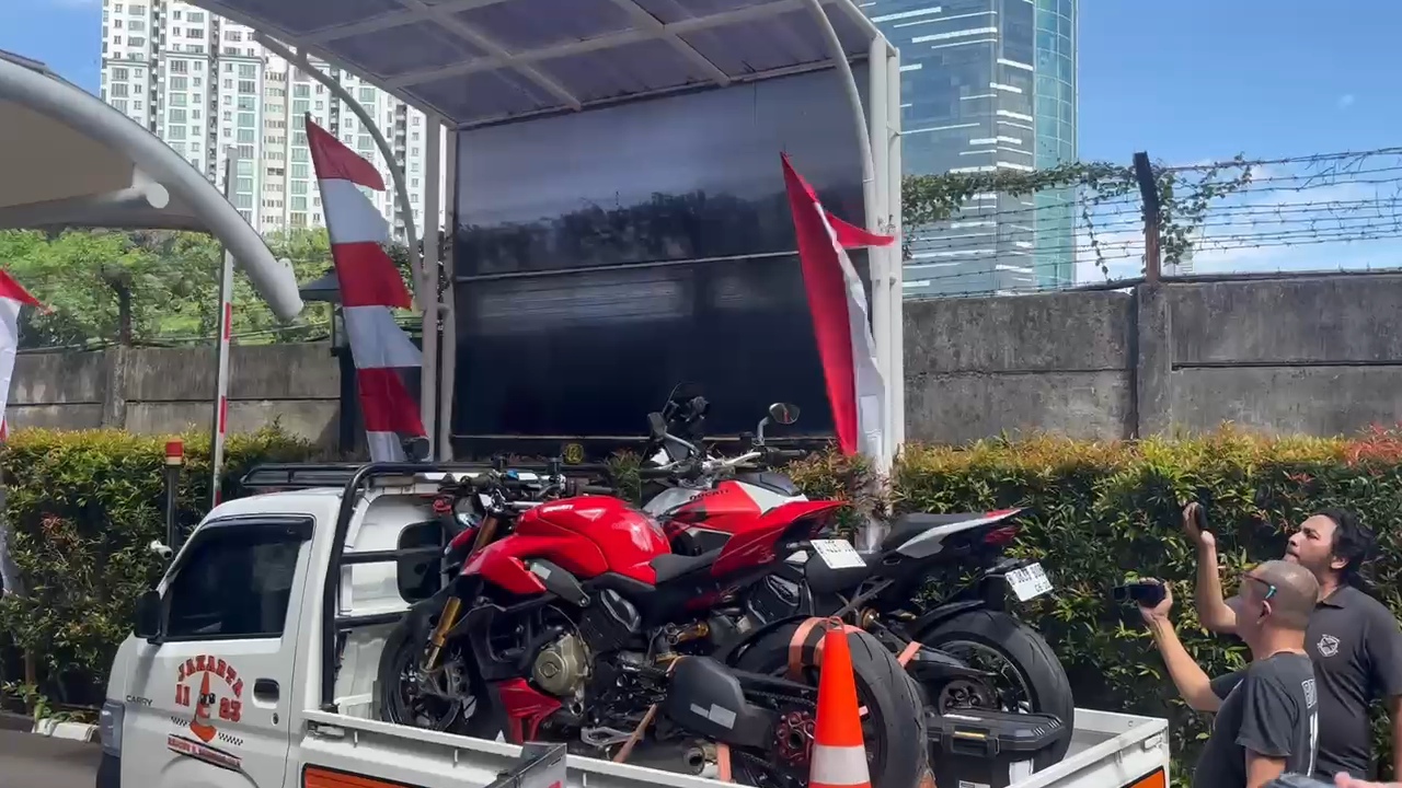 Dua Motor Sport Hasil OTT Wamenaker Diboyong ke Gedung KPK, Merknya DUCATI!