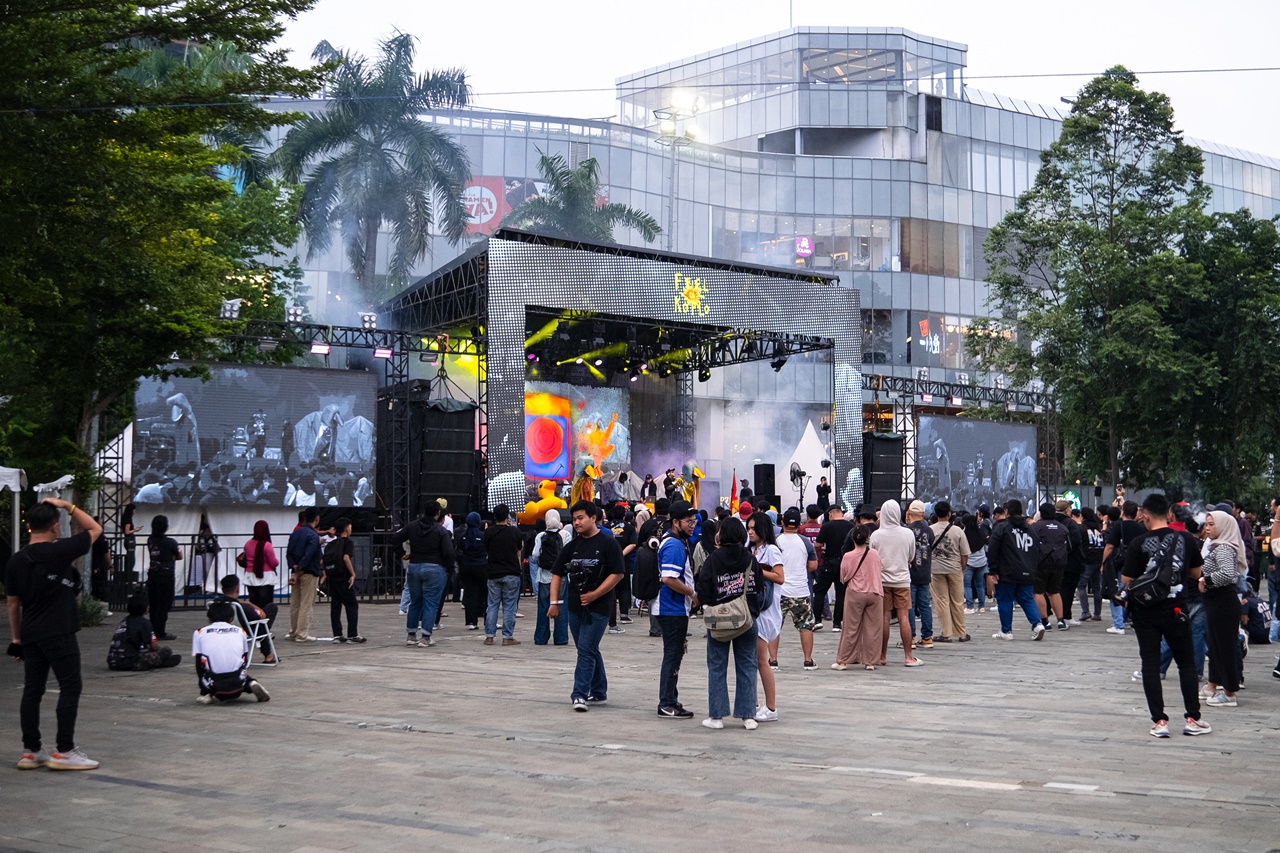 Yamaha Rev Festival Jadi Puncak Perayaan 10 Tahun MAXI Yamaha di Senayan Park