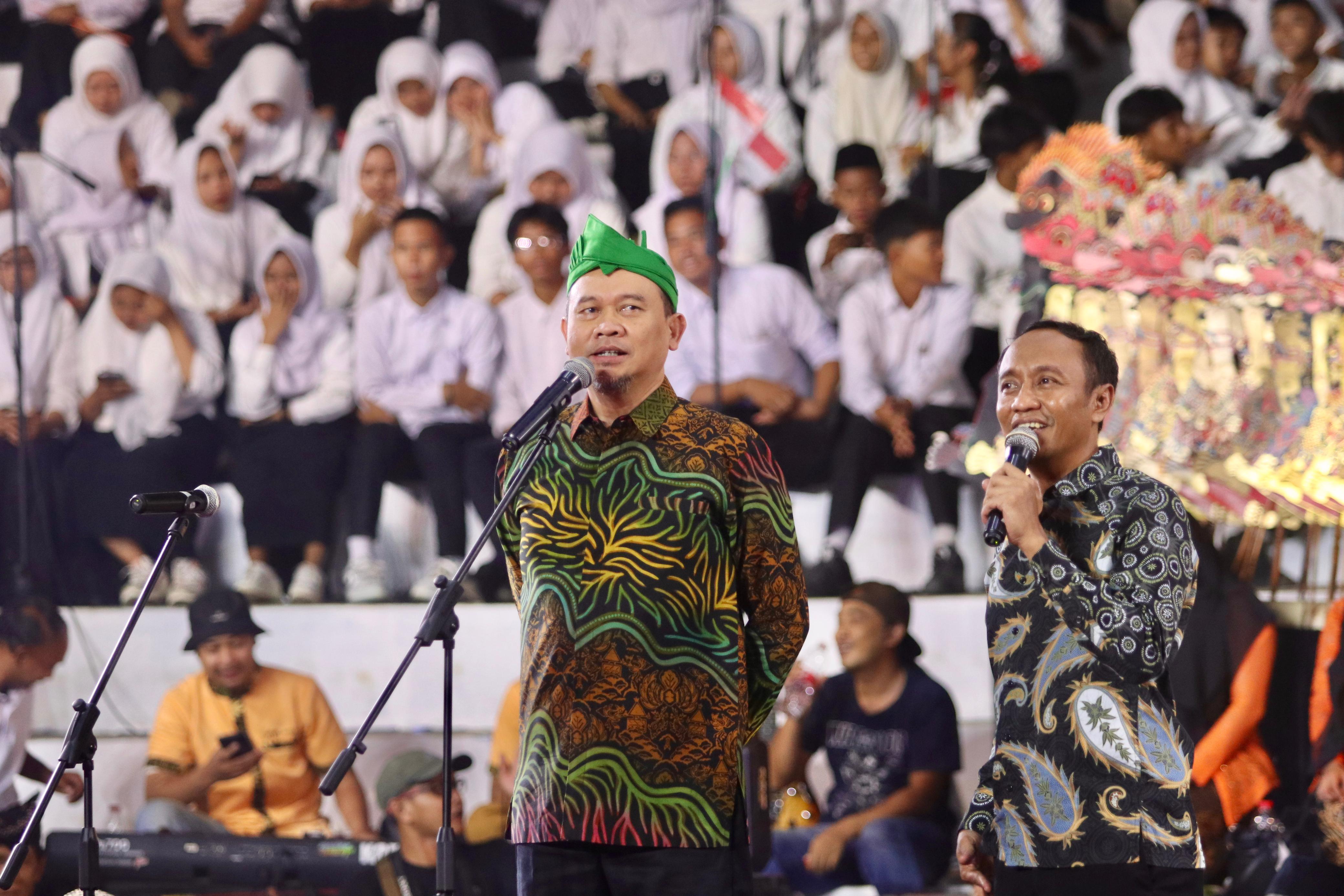 Tanggalkan Cap 'Pelawak Istana', Cak Lontong Berjuang untuk Ganjar-Mahfud