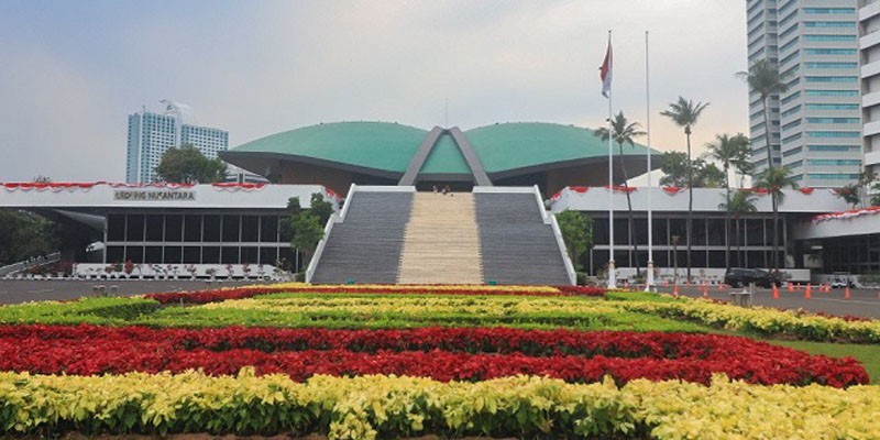 Forum Purnawirawan TNI Kirim Surat Pemakzulan Gibran ke DPR, Begini Isinya 