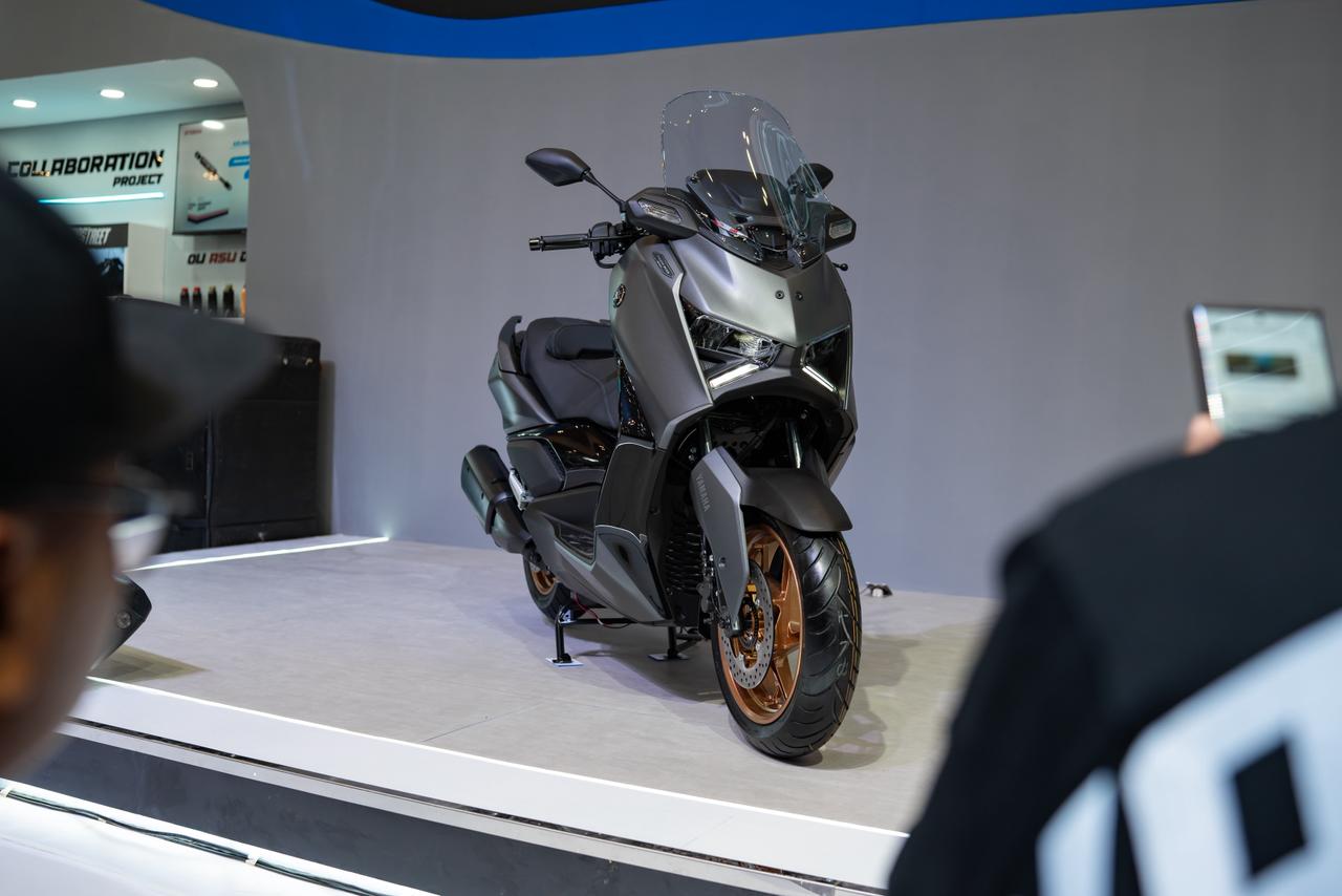 Makin Canggih, Yamaha Luncurkan XMAX Connected TechMax di IMOS 2025