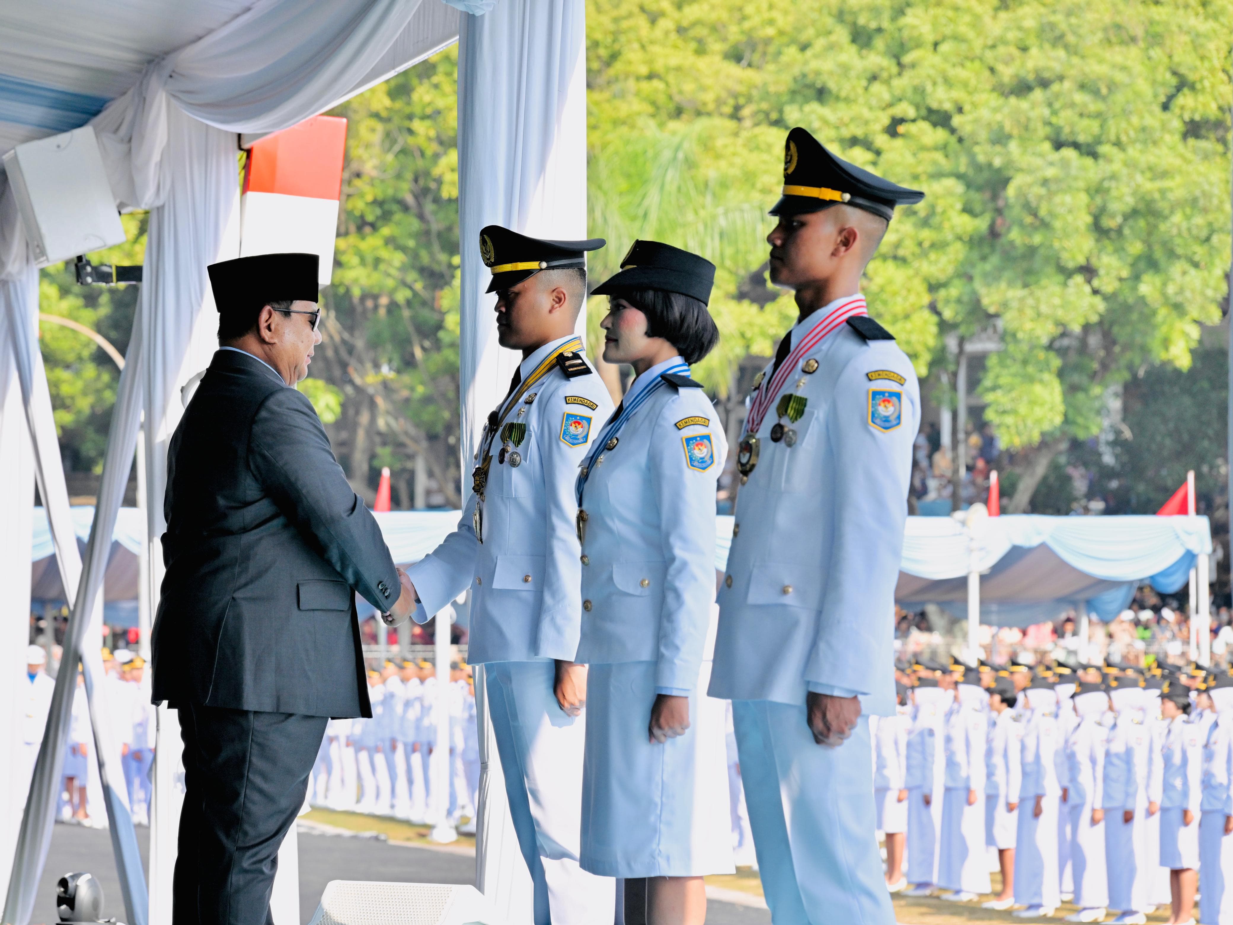 Pesan Prabowo Ingatkan 1.204 Pamong Praja IPDN: Layani Semua Suku dan Agama Tanpa Sekat