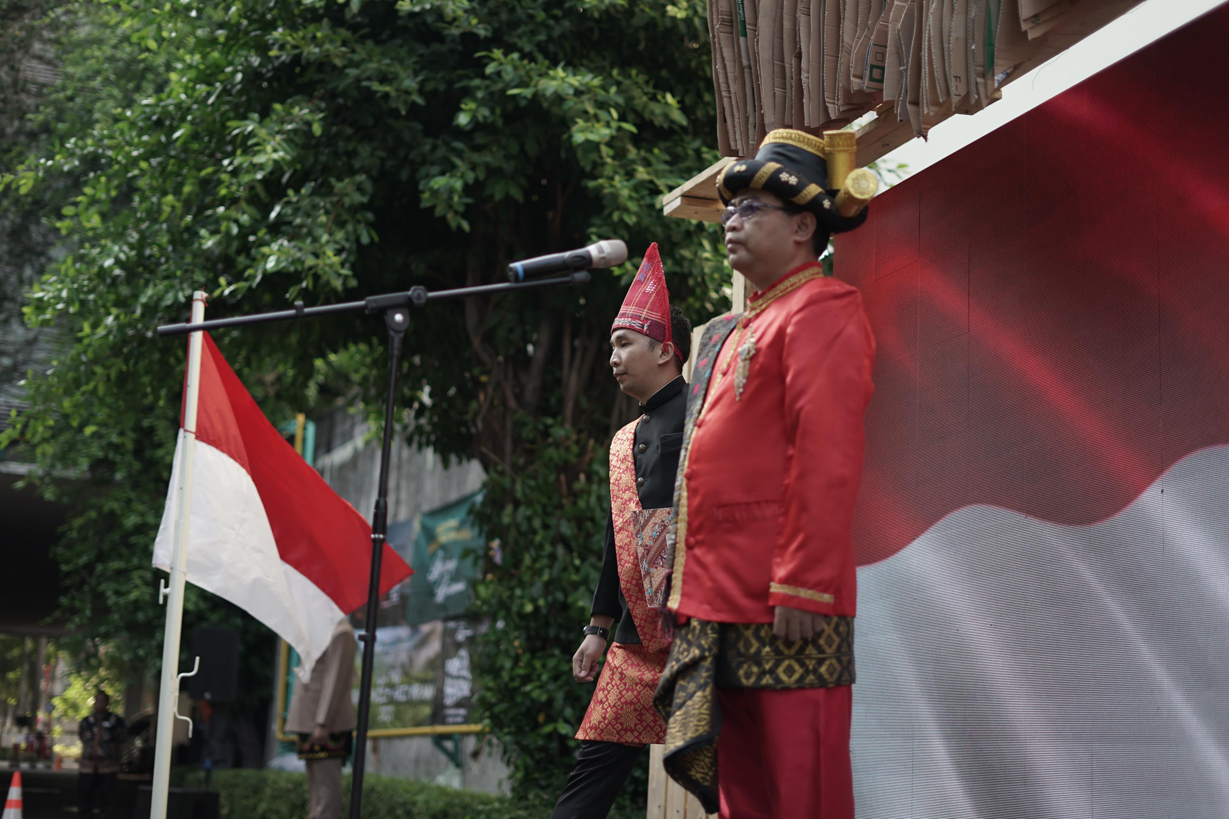 Mercure Surabaya Grand Mirama Rayakan HUT RI ke-79 dengan Karnaval Meriah