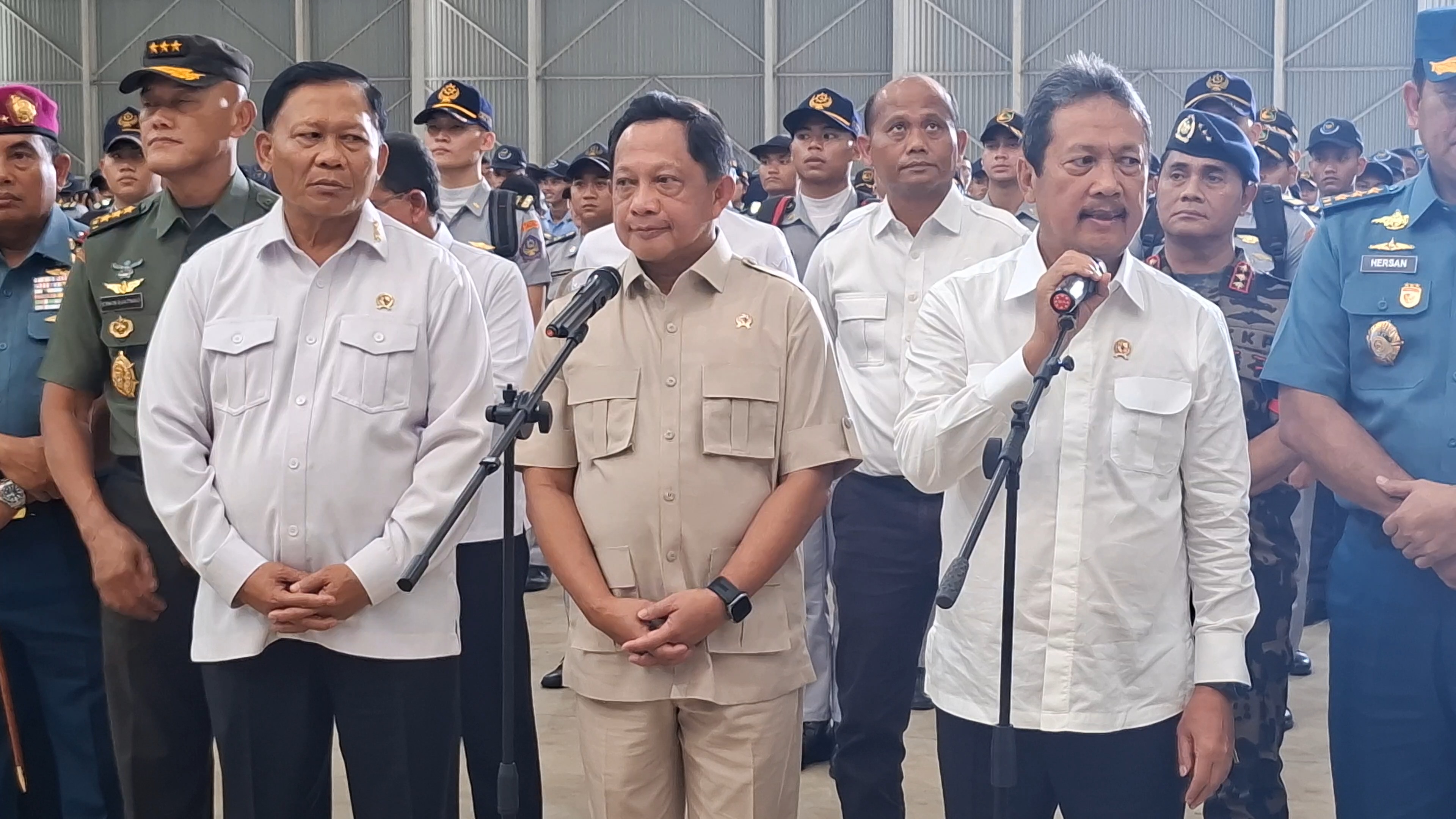 Lumpur Banjir Dikabarkan Bakal Dijual ke Swasta, Tito Karnavian: Belum Pasti, Lebih Baik Jadi Tanggul!