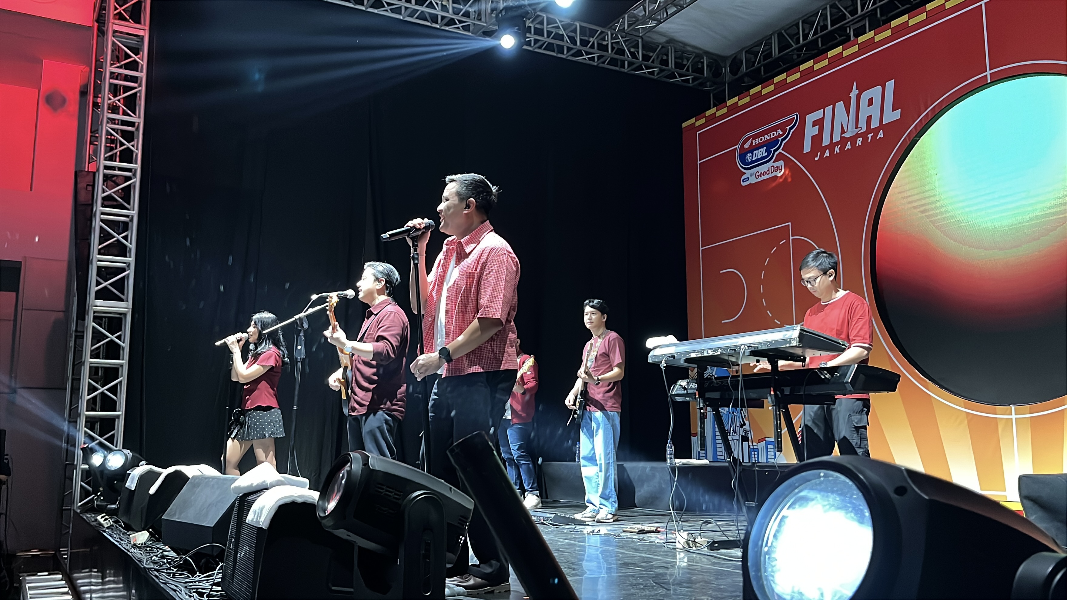 HIVI! Kagum Atmosfer Honda DBL Jakarta 2025 yang Dahsyat dan Penuh Energi Anak Muda