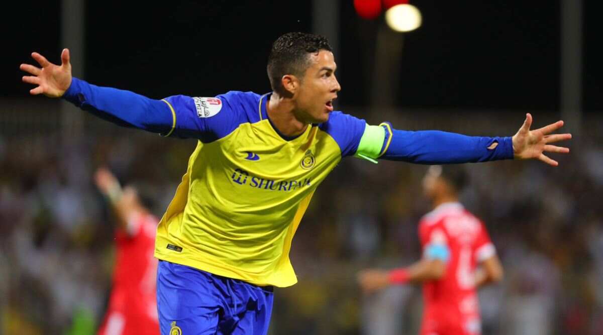 Menetap di Arab, Cristiano Ronaldo Bakal Jual Rumah Mewahnya di Manchester dengan Harga SUPER MAHAL!