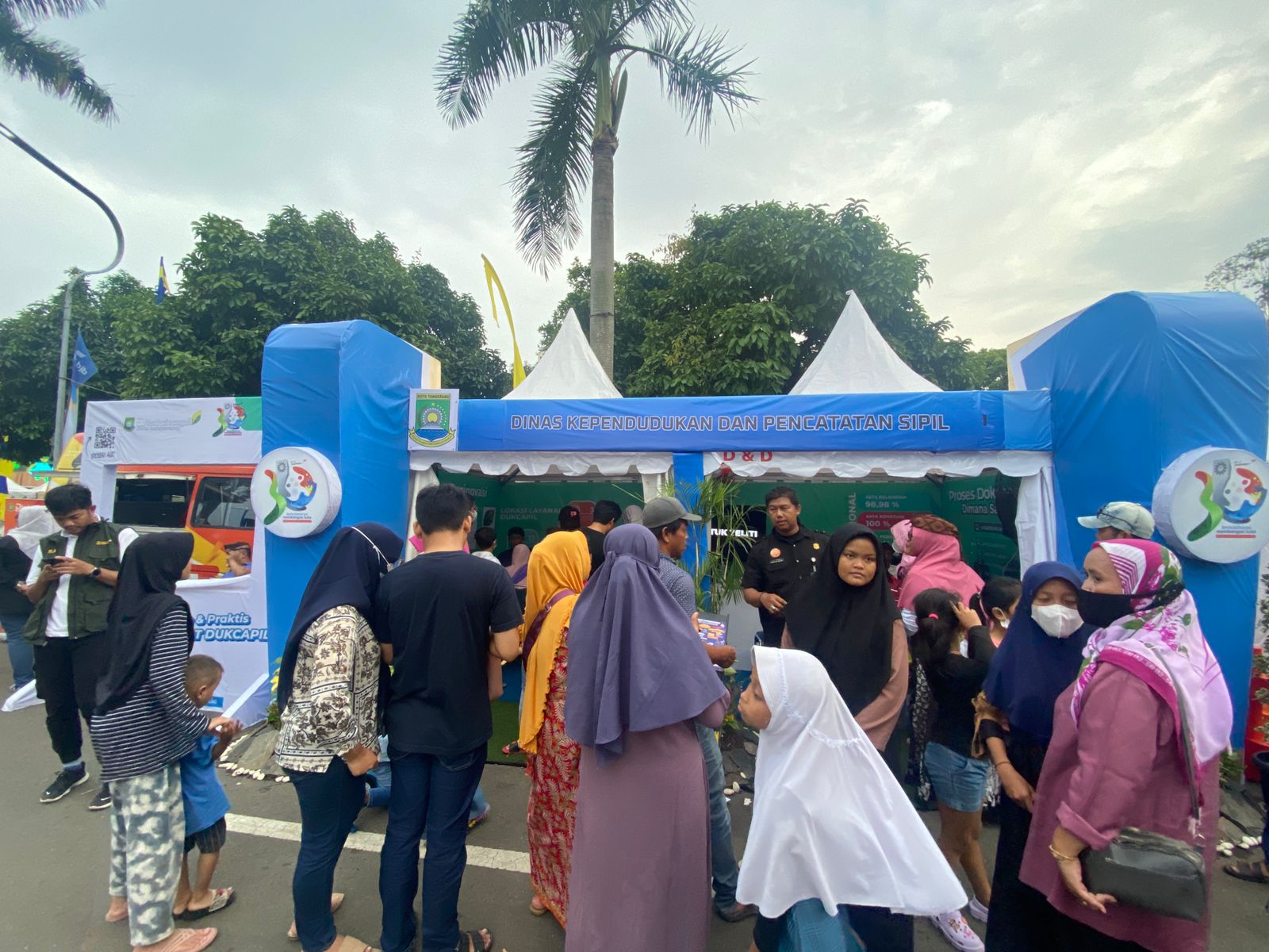 Pekan Raya Kota Tangerang, Booth Disdukcapil Layani Ratusan Masyarakat