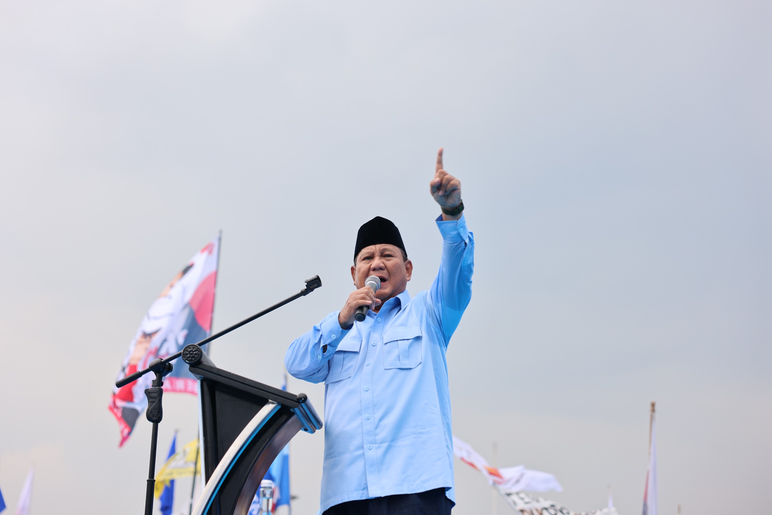 Di Hadapan Massa Sidoarjo, Prabowo Tegaskan Tidak Boleh Ada Rakyat Miskin 