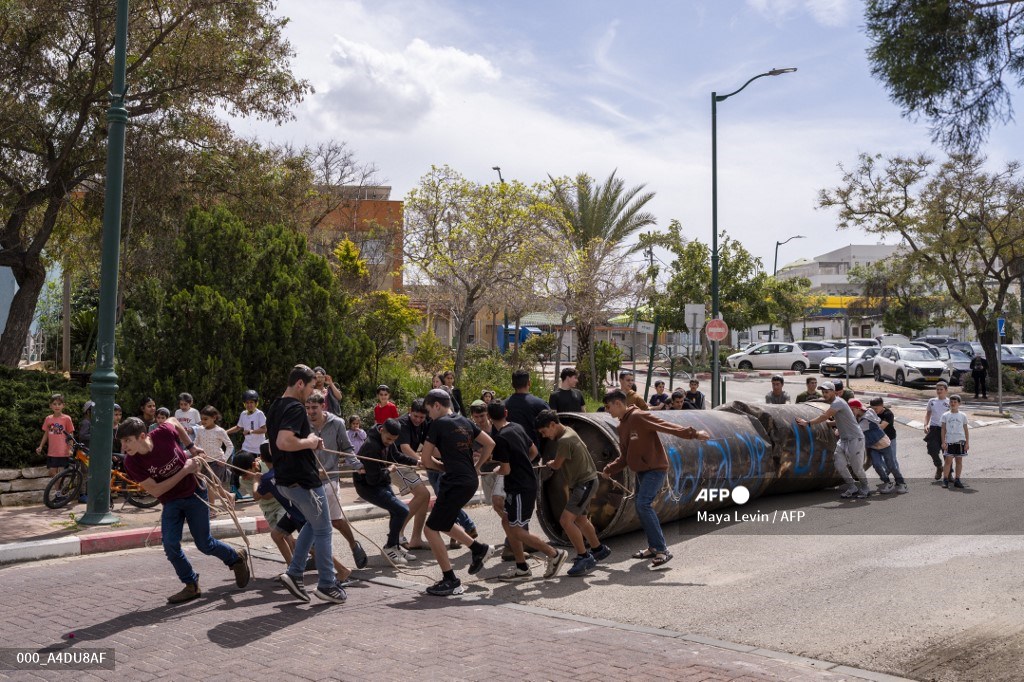 Respons Klaim Akhir Perang Iran, Harga Saham Naik, Minyak Turun