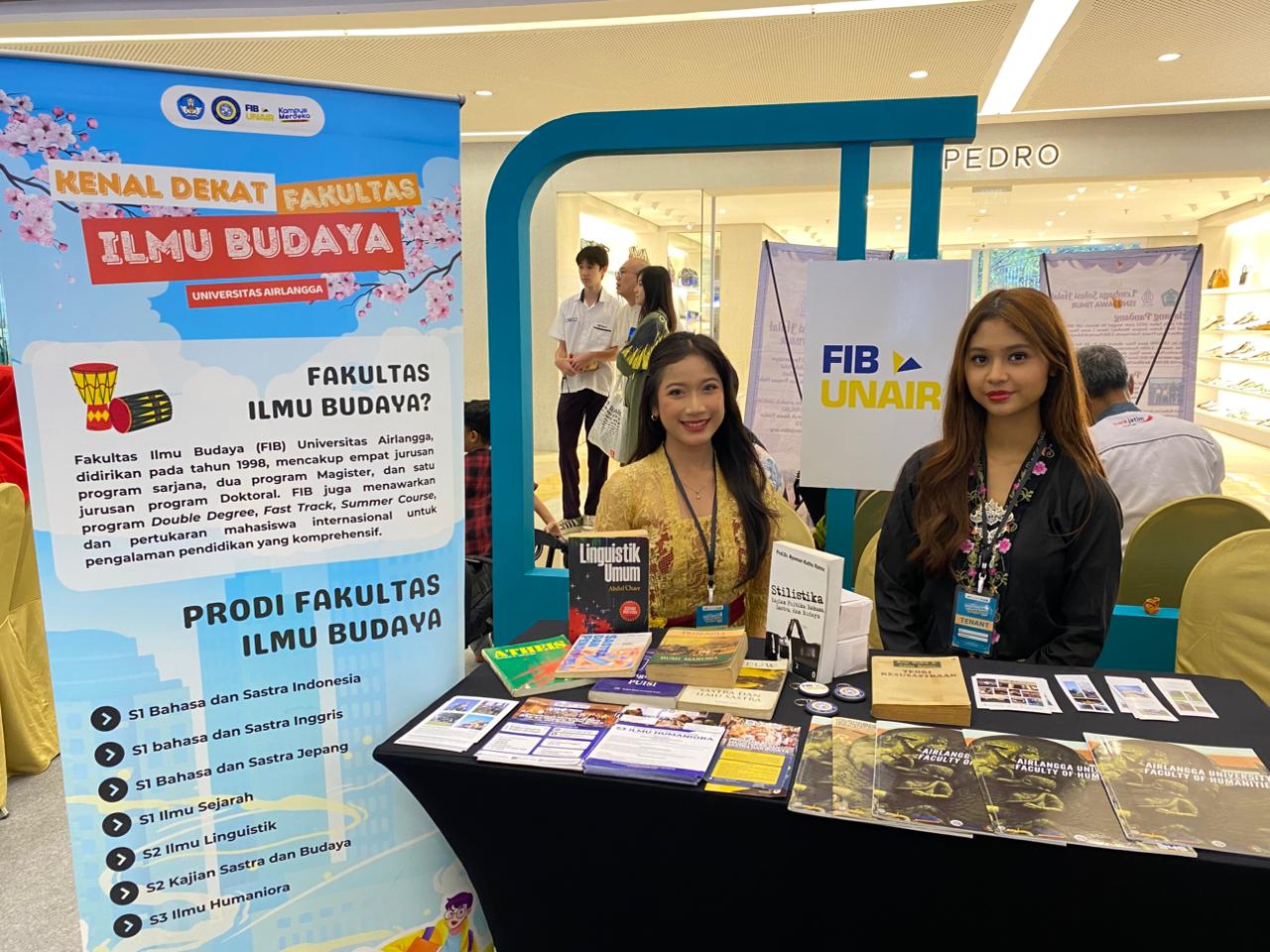 Disway Mandarin Debate and Speech Competition 2025, Booth FIB UNAIR Beri Bocoran Rencana Program Studi Terbaru, Bahasa dan Sastra Tiongkok
