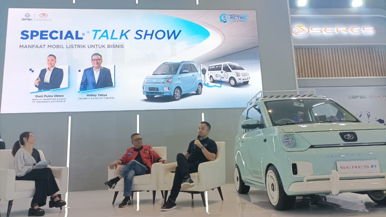 DFSK dan SERES Gelar Diskusi Manfaat Mobil Listrik Untuk Bisnis Bareng Helmi Yahya