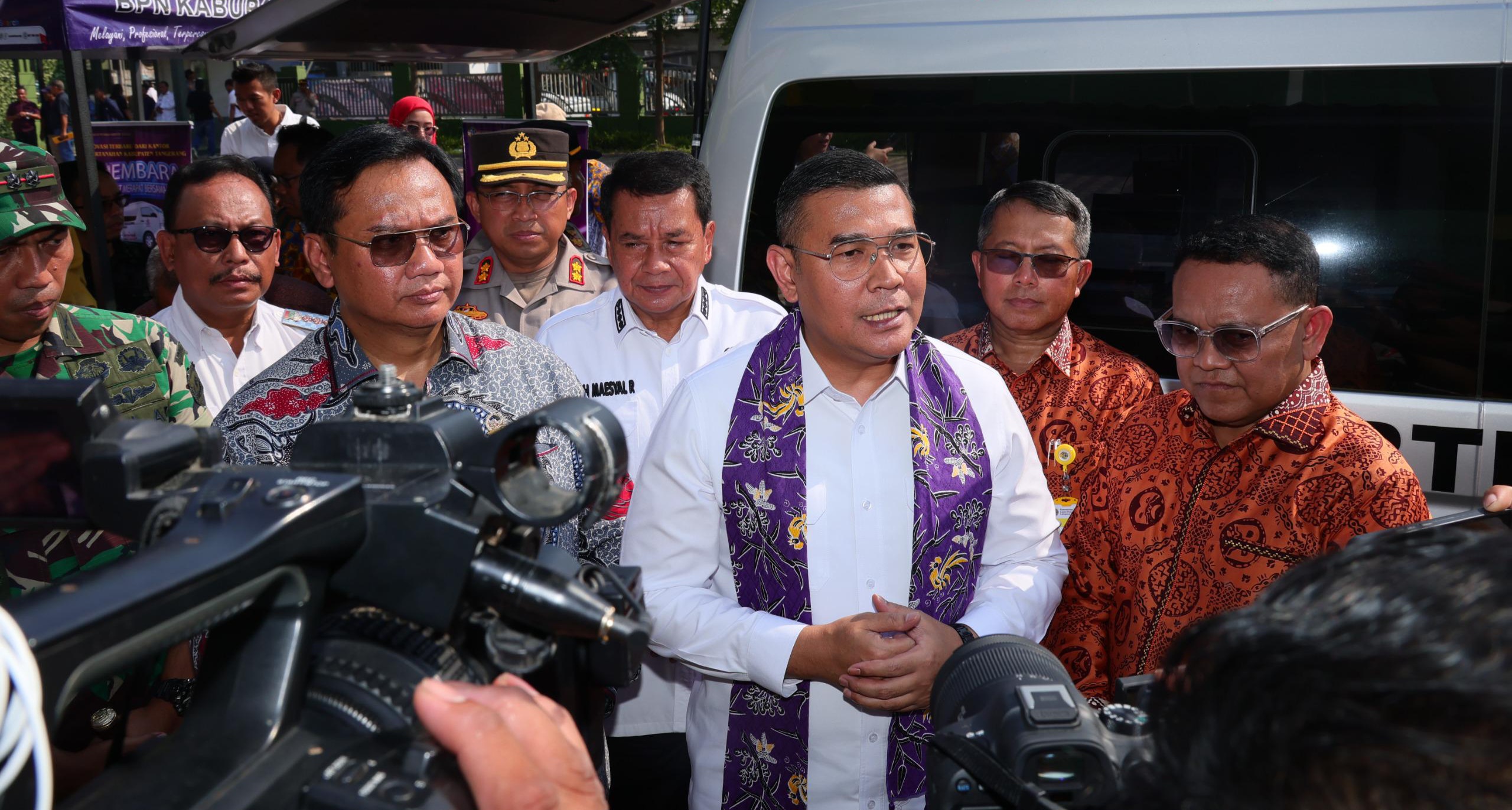  Jelang HUT ke-80 RI, Wamen Ossy Tegaskan Komitmen Presiden Prabowo untuk Tingkatkan Kesejahteraan Rakyat