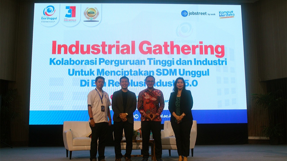 Gelar Industry Gathering, Universitas Esa Unggul Powered by Arizona State University Siap Cetak SDM Unggul