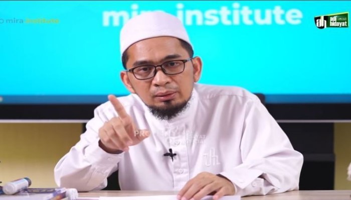 Ustaz Adi Hidayat Sarankan Umat Muslim Amalkan Doa Ini Saat Sujud: Kalau Anda Ingin Cepat Dikabulkan...