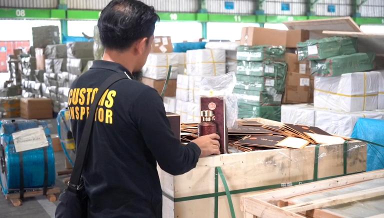 Bea Cukai Temukan Barang Ilegal China di Jalur Merah Tanjung Perak