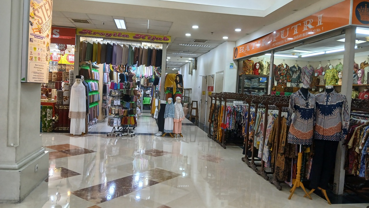 Pengusaha Ritel di Mal Keluhkan Fenomena Rojali dan Rohana, Apa Sebabnya?