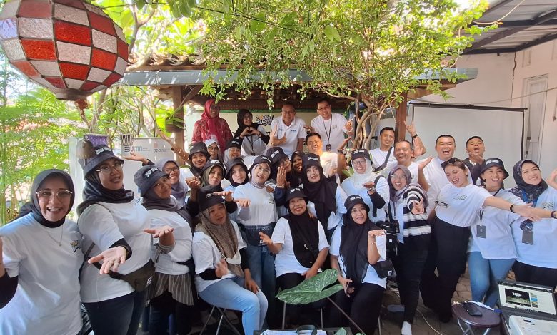 Ketua Kelompok Unggulan Studi Banding Olahan Jamu Tradisional Dapat Reward dari PNM Mekaar