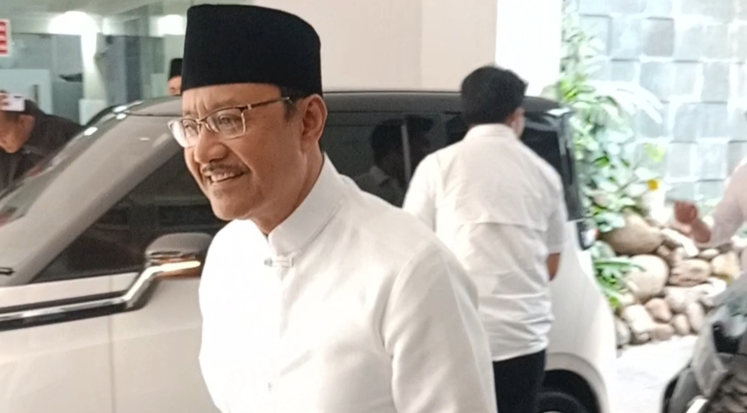 Ada Aduan Kanal Podcast, Gus Ipul Sambangi Dewan Pers: Nanti Ya!