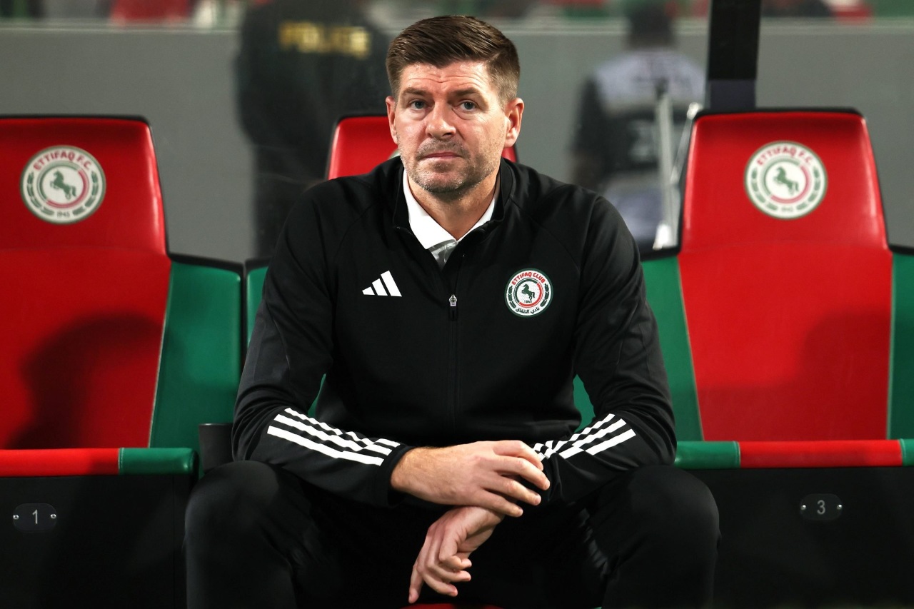 Steven Gerrard Tanggapi Keputusan Trent yang Hengkang ke Real Madrid