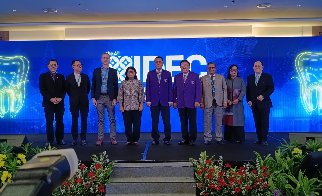 IDEC 2025 Dibuka di JICC: AI, Teledentistry, dan Teknologi Mutakhir Ramaikan Pameran