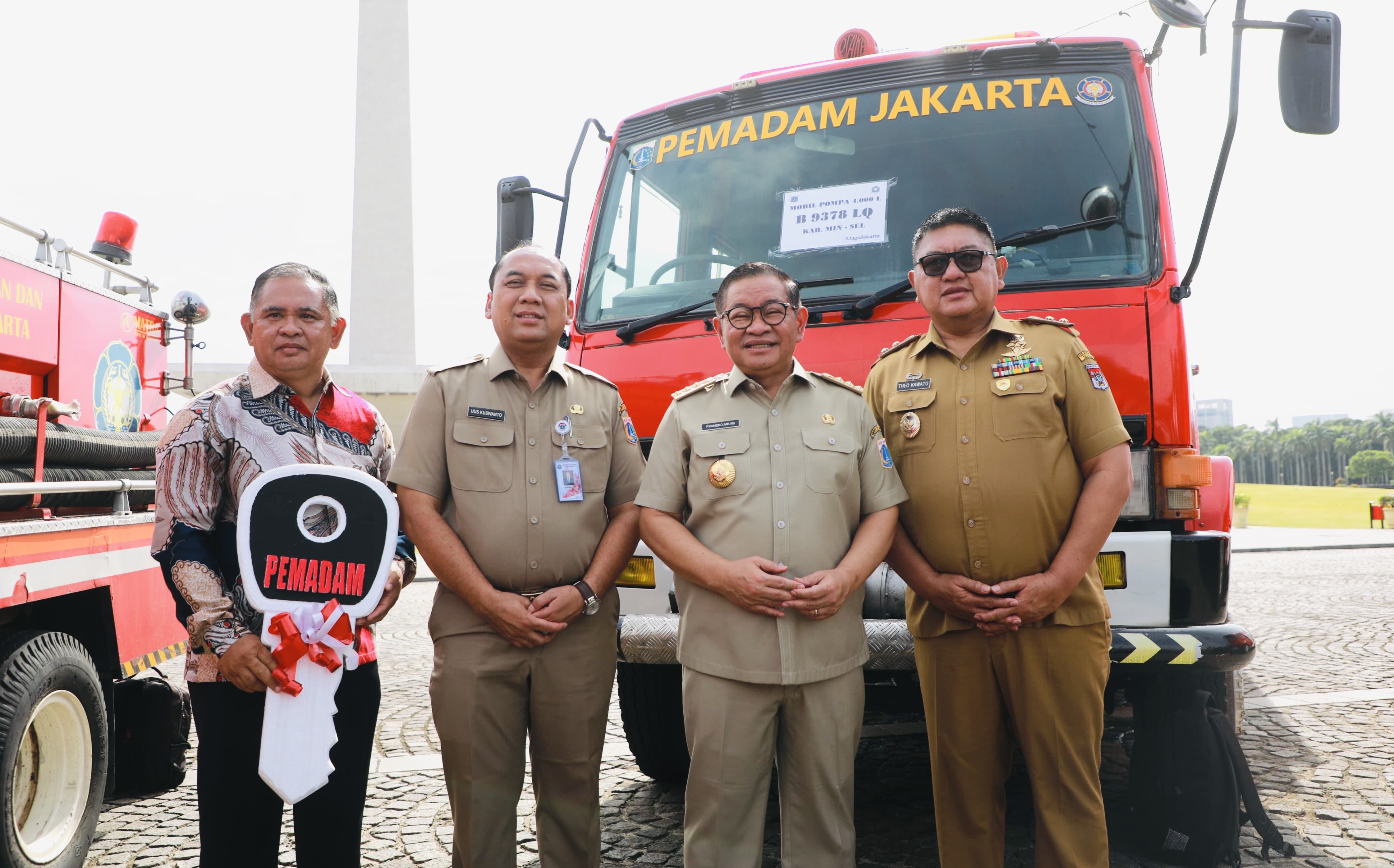 Pramono Hibahkan KDO Damkar Ke 14 Daerah, Perkuat Layanan Pemadam Kebakaran Nasional