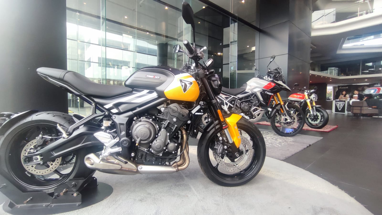 Triumph Motorcycles Segera Resmikan Diler 3S Baru di Gandaria, Bakal Datangkan Scrambler 900!