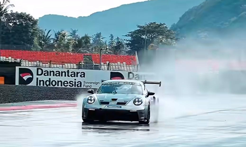 Sean Gelael Dapat Penalti di GTWCA Mandalika, Misi Bangkit Dimulai!