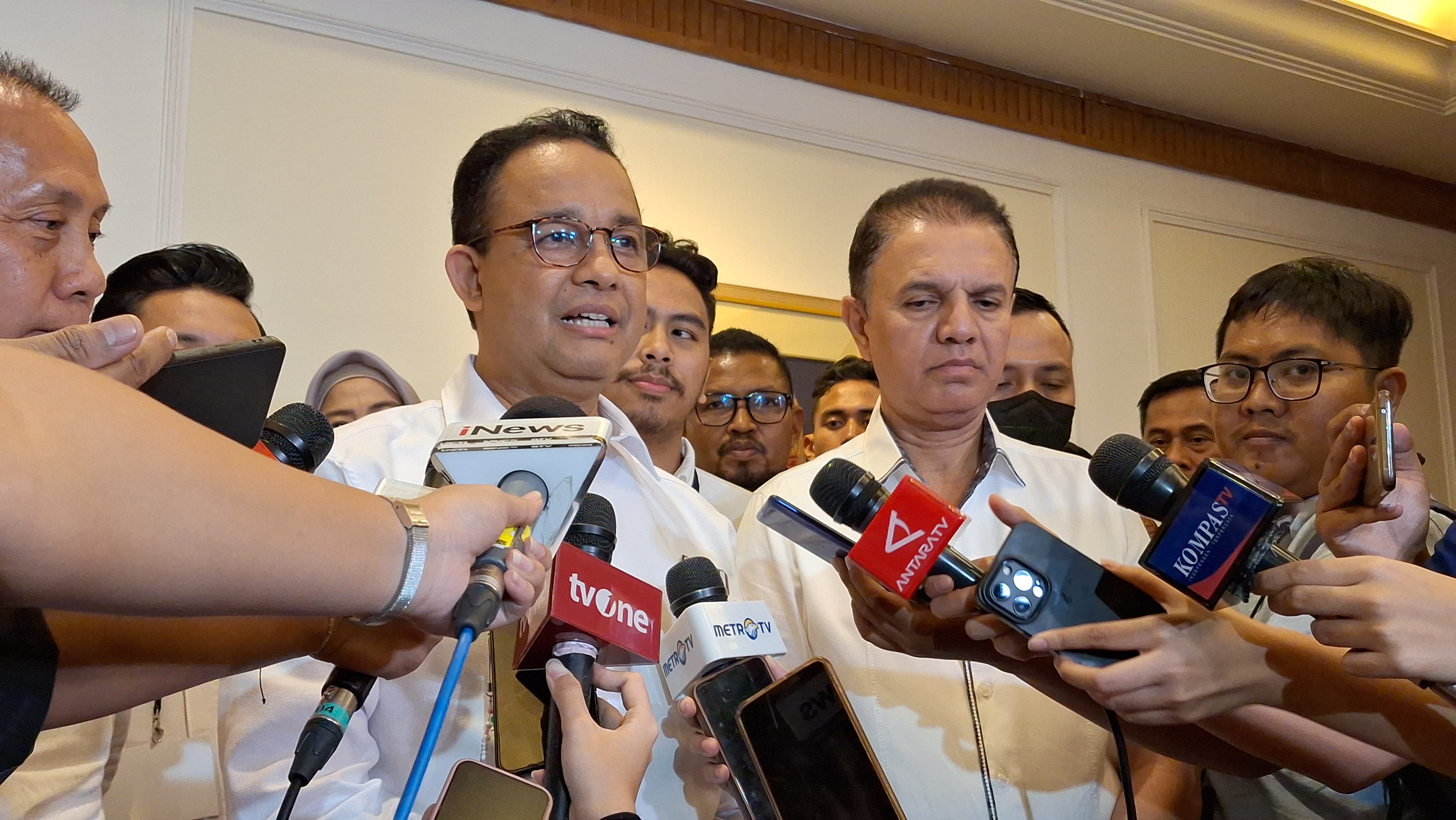 Anies Baswedan Ogah Pusing Tanggapi Guyon Gus Yahya Soal Cak Imin Tak akan Menang Pilpres 2024