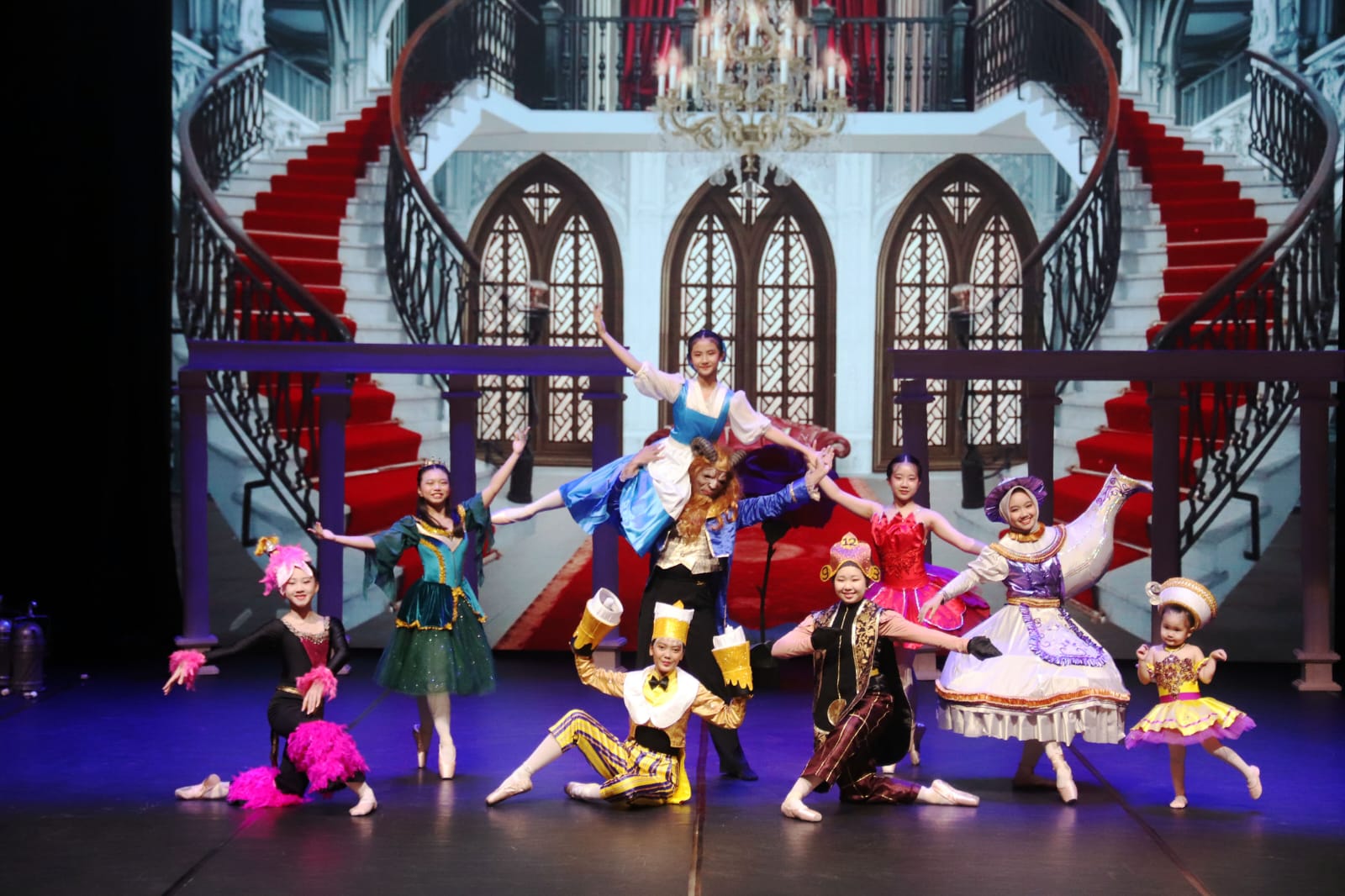 Belajar dari Beauty and The Beast, Belle Ballet School Pentas demi Donasi untuk Yayasan Perkasih Bhakti Luhur Surabaya