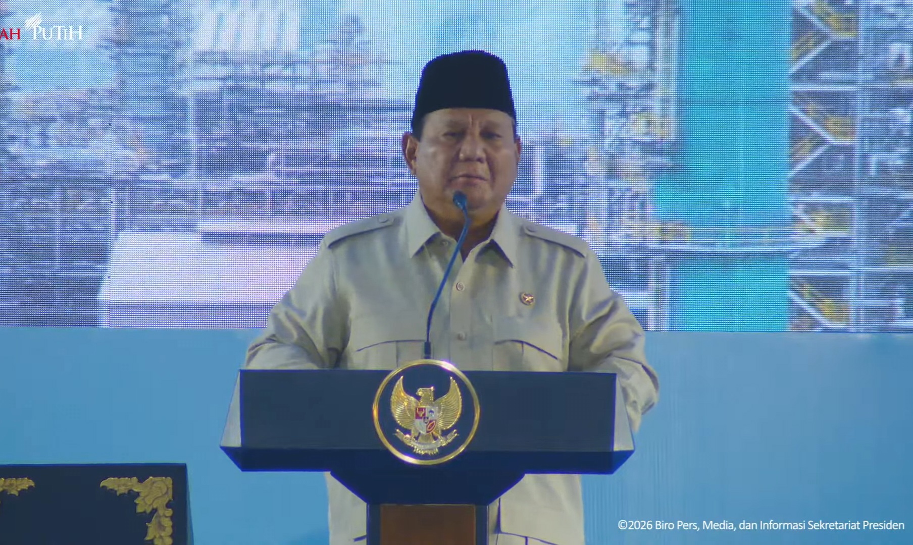 Pesan Prabowo ke Dirut Pertamina: Jangan Korupsi, Pecat Pegawai yang Tak Bagus!