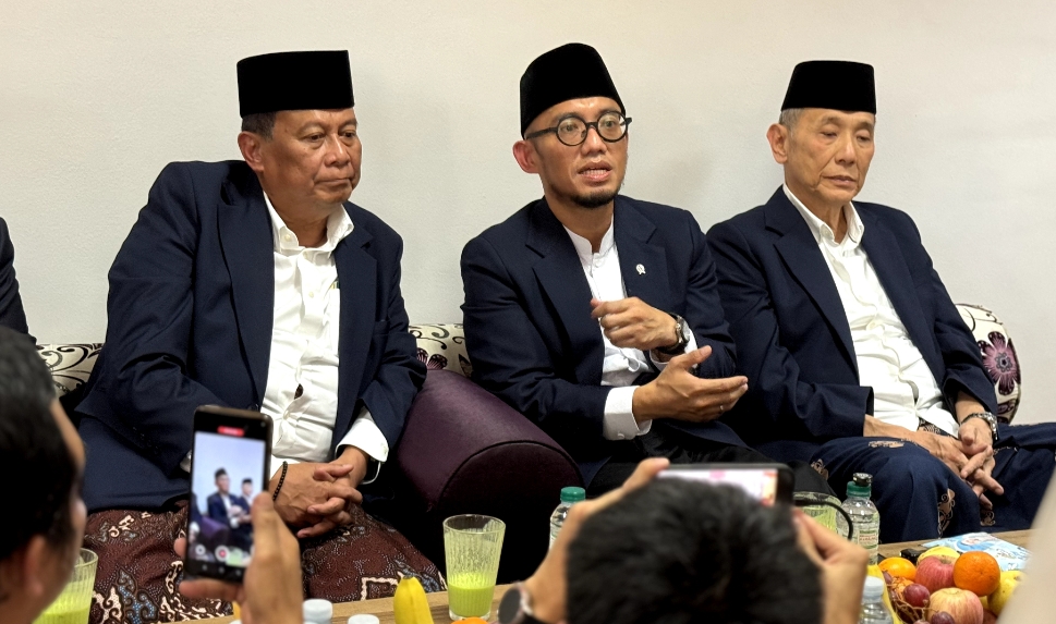 Wamenhaj Dahnil Tiba di Makkah Pimpin Tim Pertama Amirul Hajj