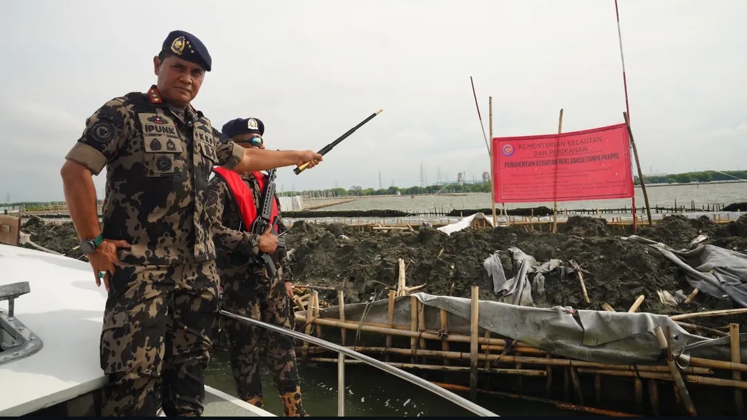 Pagar Laut Bekasi Milik PT TRPN, KKP Segera Jatuhkan Sanksi Pemulihan Lingkungan 