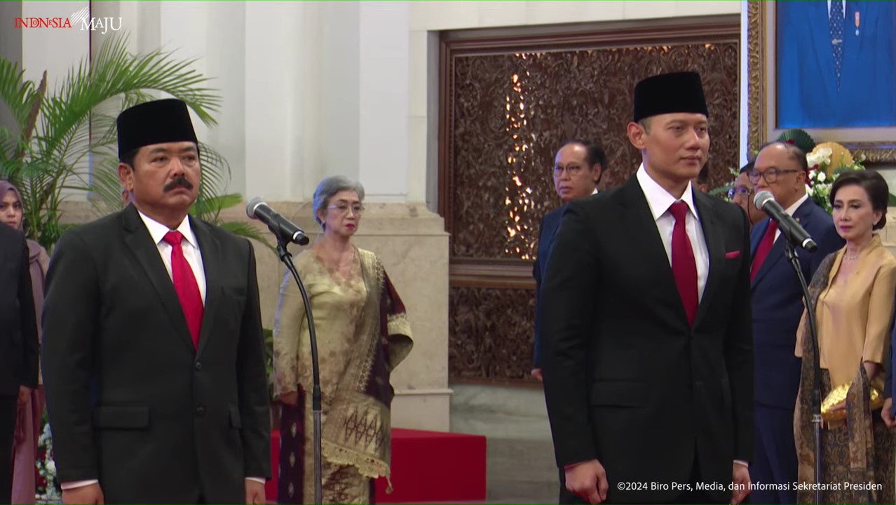 Resmi! Jokowi Lantik AHY Menteri ATR dan Hadi Tjahjanto Menko Polhukam