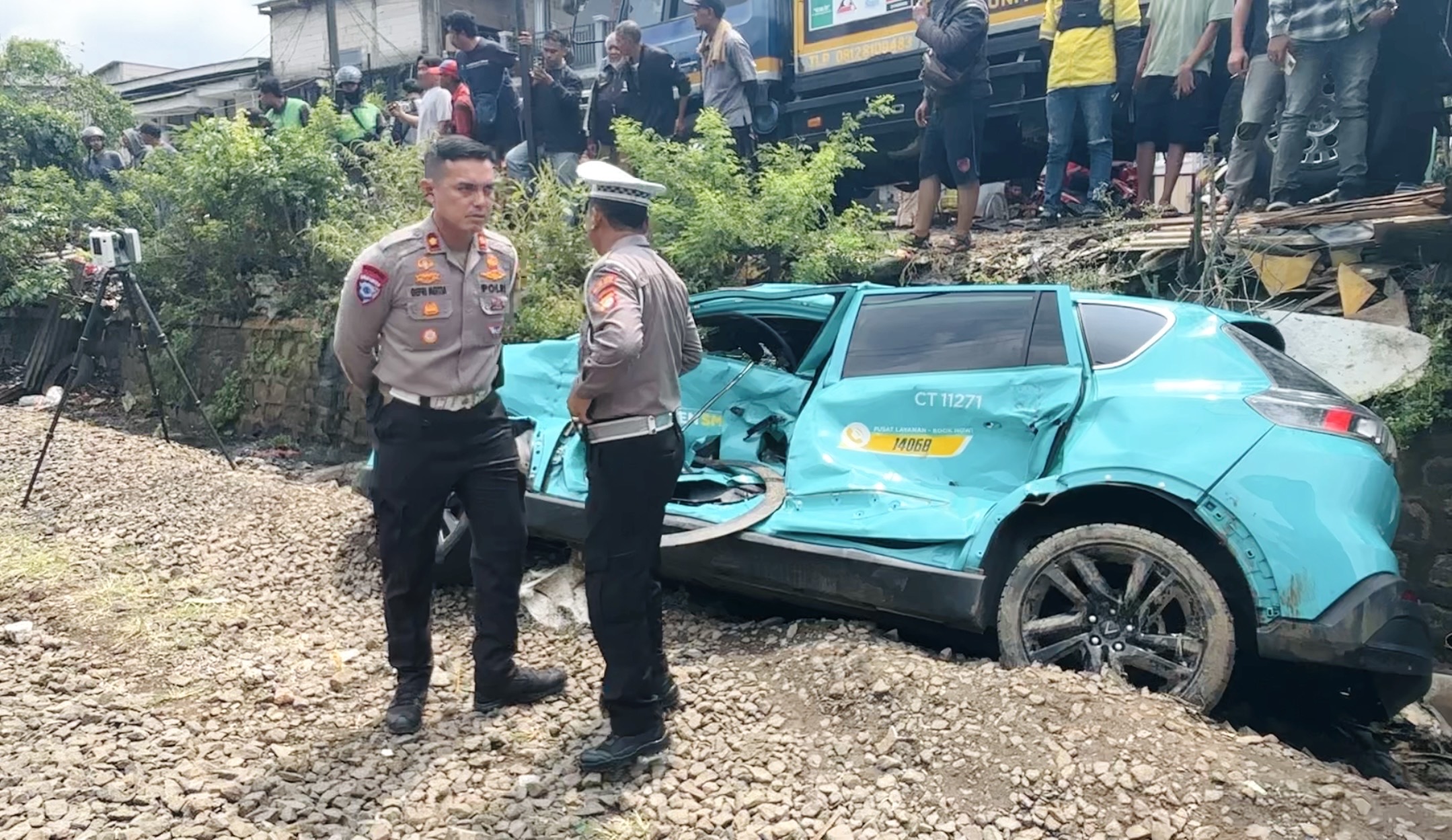 Taksi Ijo Alami Korsleting Listrik Jadi Pemicu Kecelakaan Kereta Beruntun di Bekasi Timur