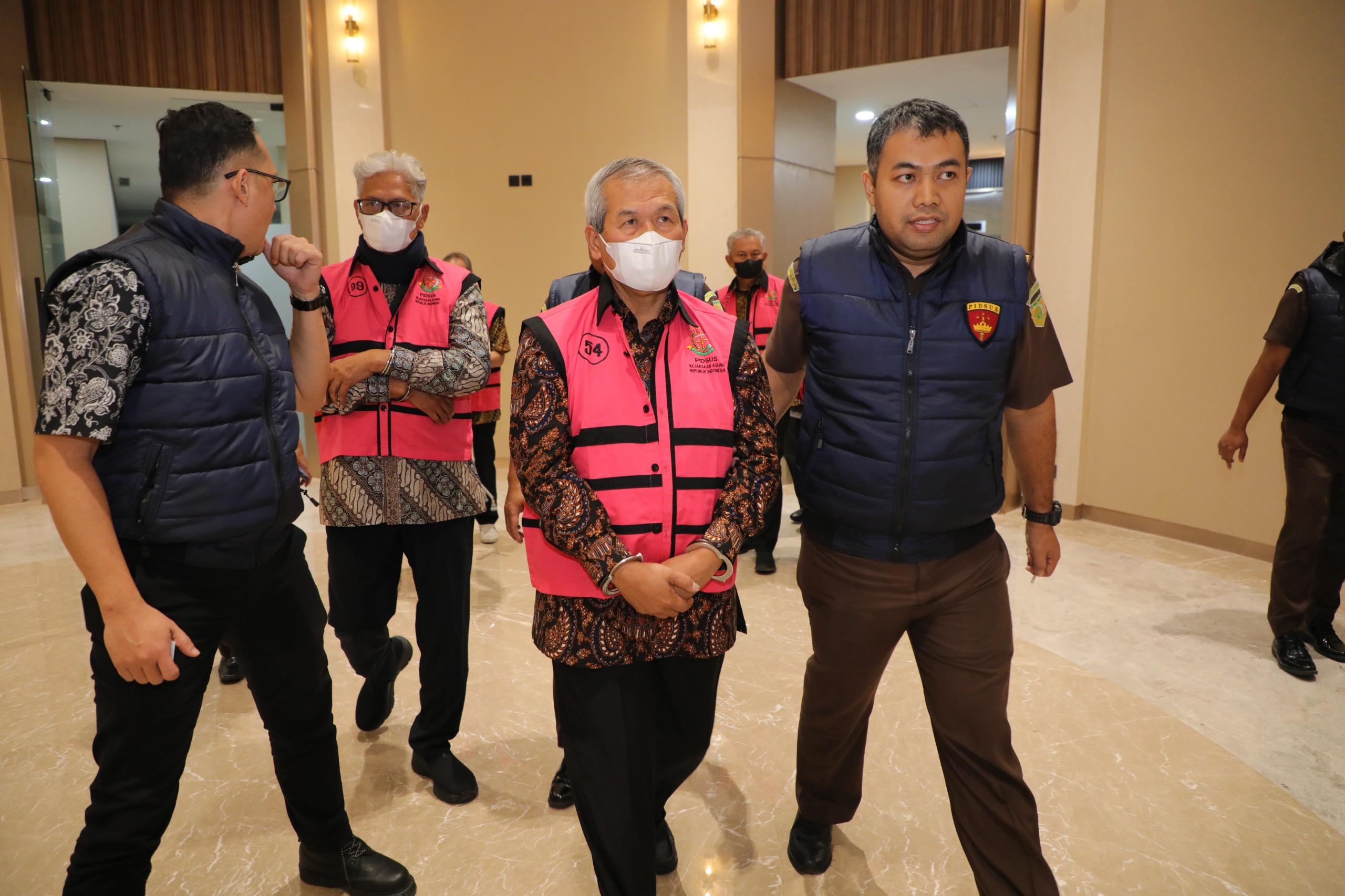 Inilah Peran 8 Tersangka dalam Kasus PT Sritex