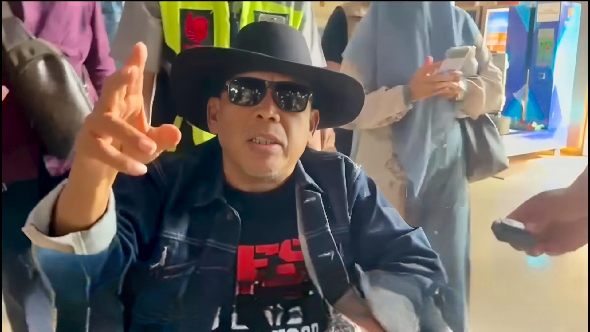 Muncul ke Publik, Eggi Sudjana Beberkan Pertemuan di Solo: Demi Allah, Akhlak Jokowi Baik!