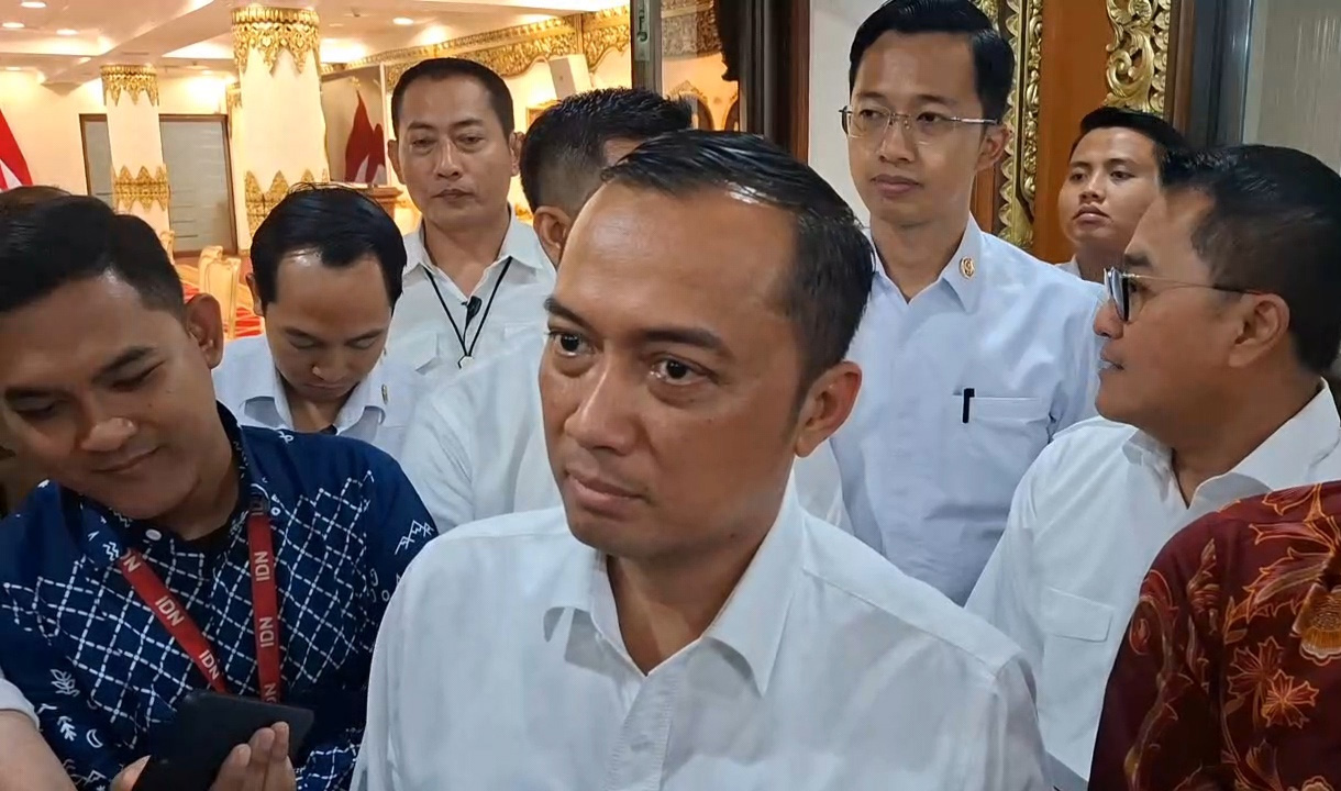 Mensesneg Prasetyo Hadi Bantah Hasan Nasbi Kena Reshuffle Pasca Pengangkatannya Menjadi Jubir Presiden