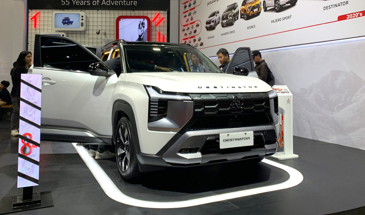 Perjalanan Keluarga Makin Seru dengan Mitsubishi Destinator, Banyak Ruang Penyimpanan, Kabin Lapang