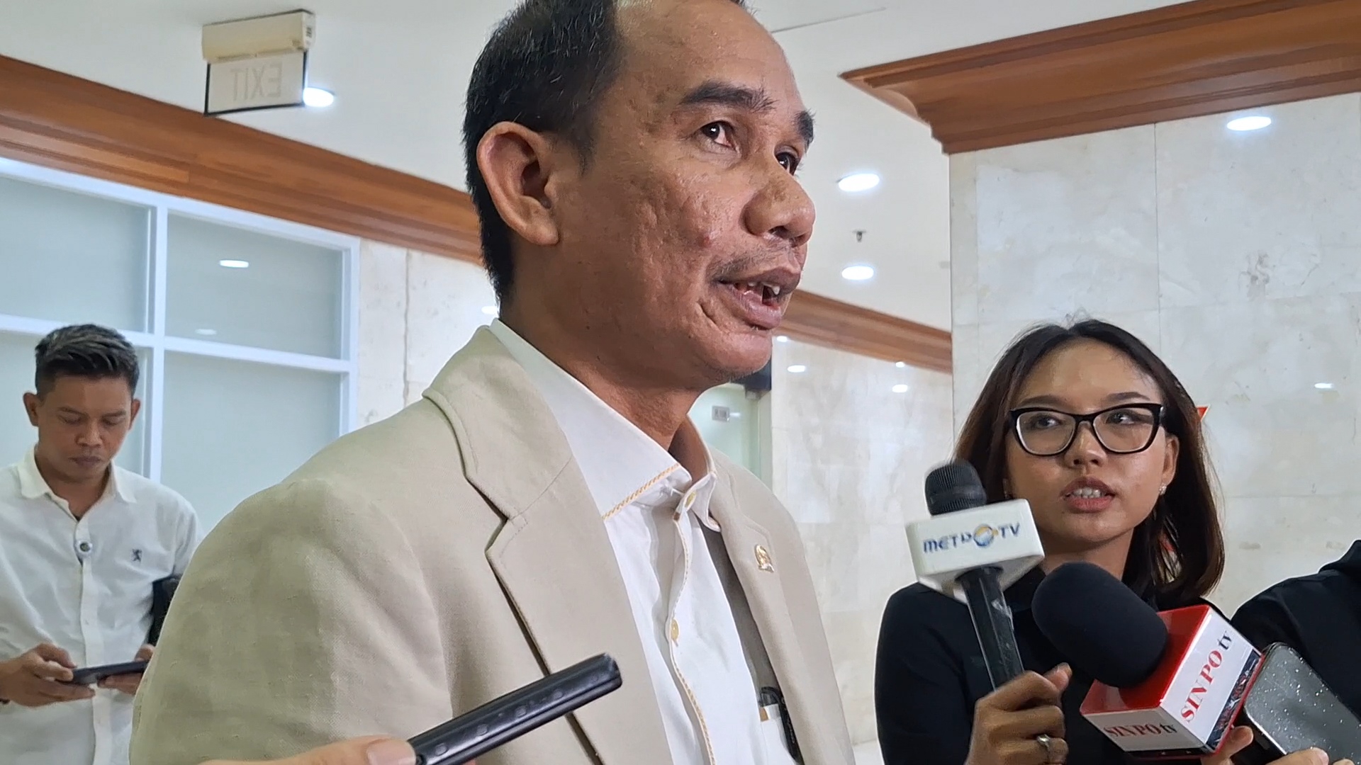Hakim Ali Muhtarom Sembunyikan Uang Rp5,5 M di Kolong Kasur, Anggota Komisi III DPR: Tindakan Memalukan