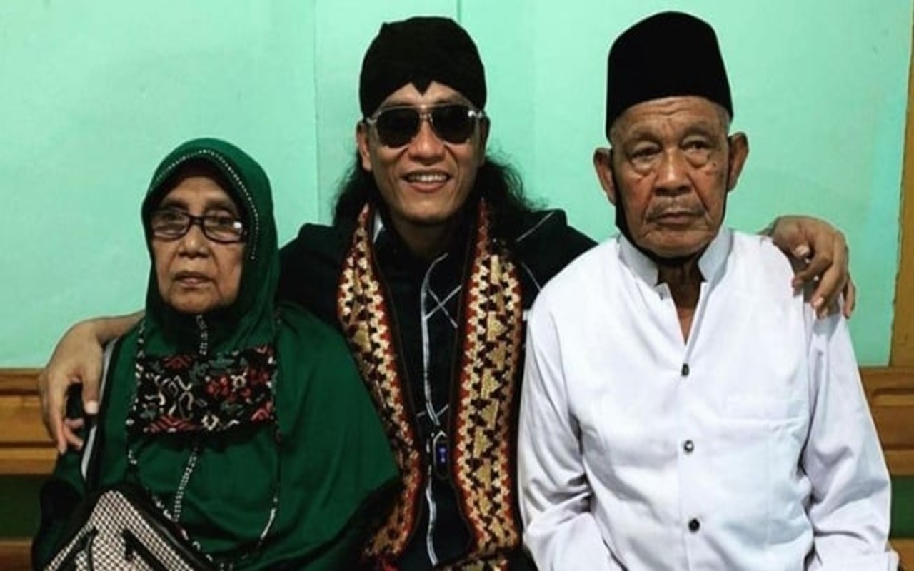 Berita Duka Cita, Ayah Gus Miftah Meninggal Dunia