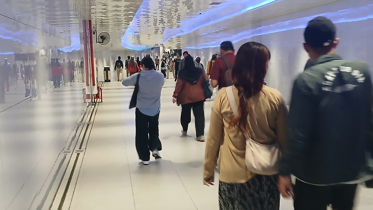 Akses Mudah dan Banyak Pilihan, Juramangu Tunnel jadi Tempat Pilihan Buka Puasa Para Penumpang Kereta