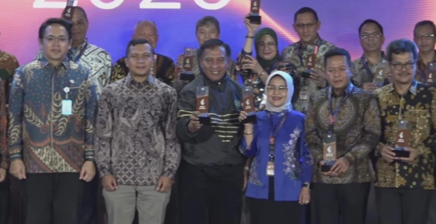 Universitas Esa Unggul Raih Silver Winner Anugerah Diktisaintek 2025 untuk Kategori Pengelolaan Laporan Kerja Sama Terbaik