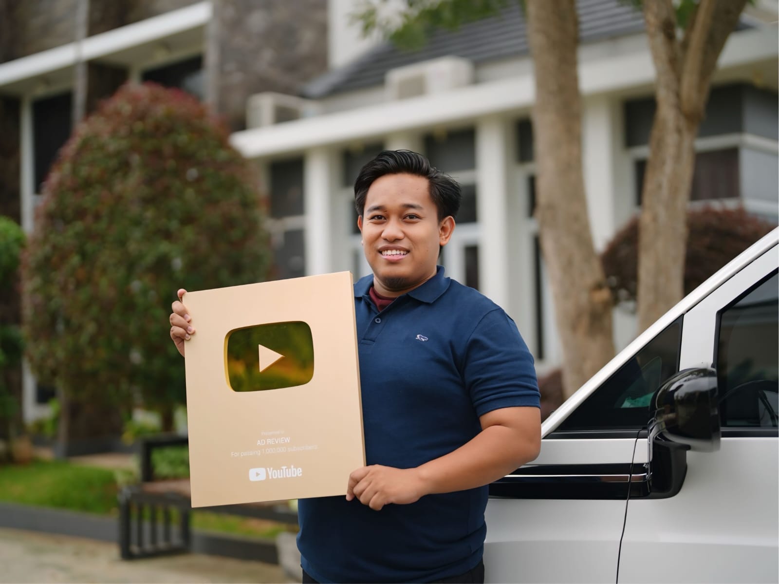 Ade Irwan, AD REVIEW Kreator Konten, Sukses lewat YouTube Shopping Affiliates