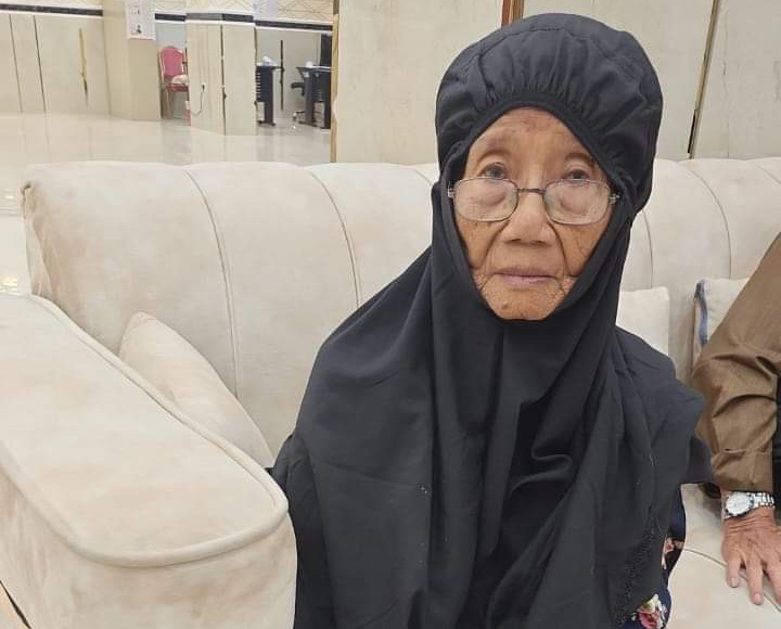 Pilunya! Ini Kronologi Nenek Jamik dari Tuban Ditemukan Terlantar di Masjid Nabawi, Ternyata...