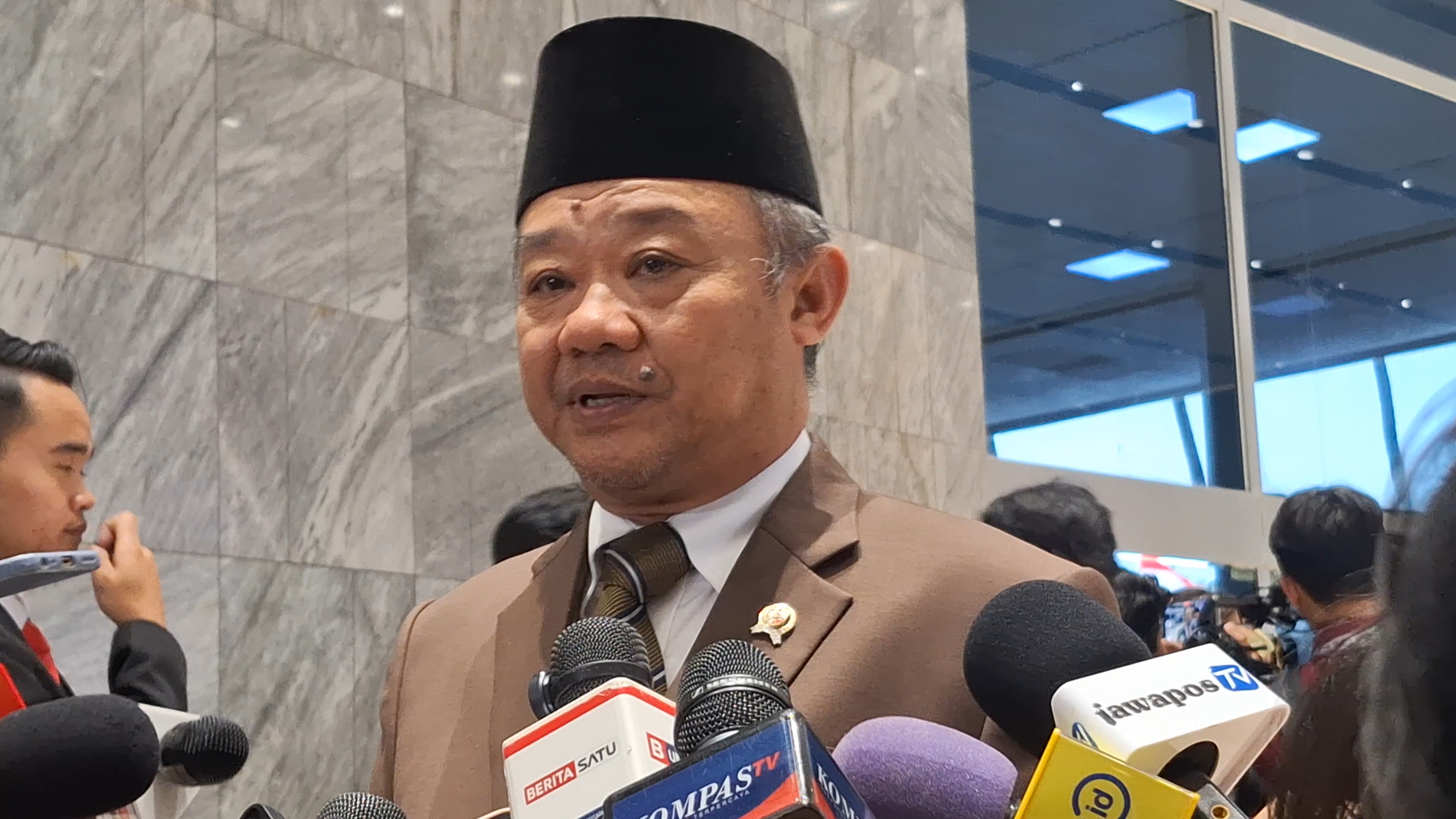Mendikdasmen: Tunjangan Guru Non-ASN Naik Jadi Rp2 Juta per Bulan, Cair Langsung ke Rekening