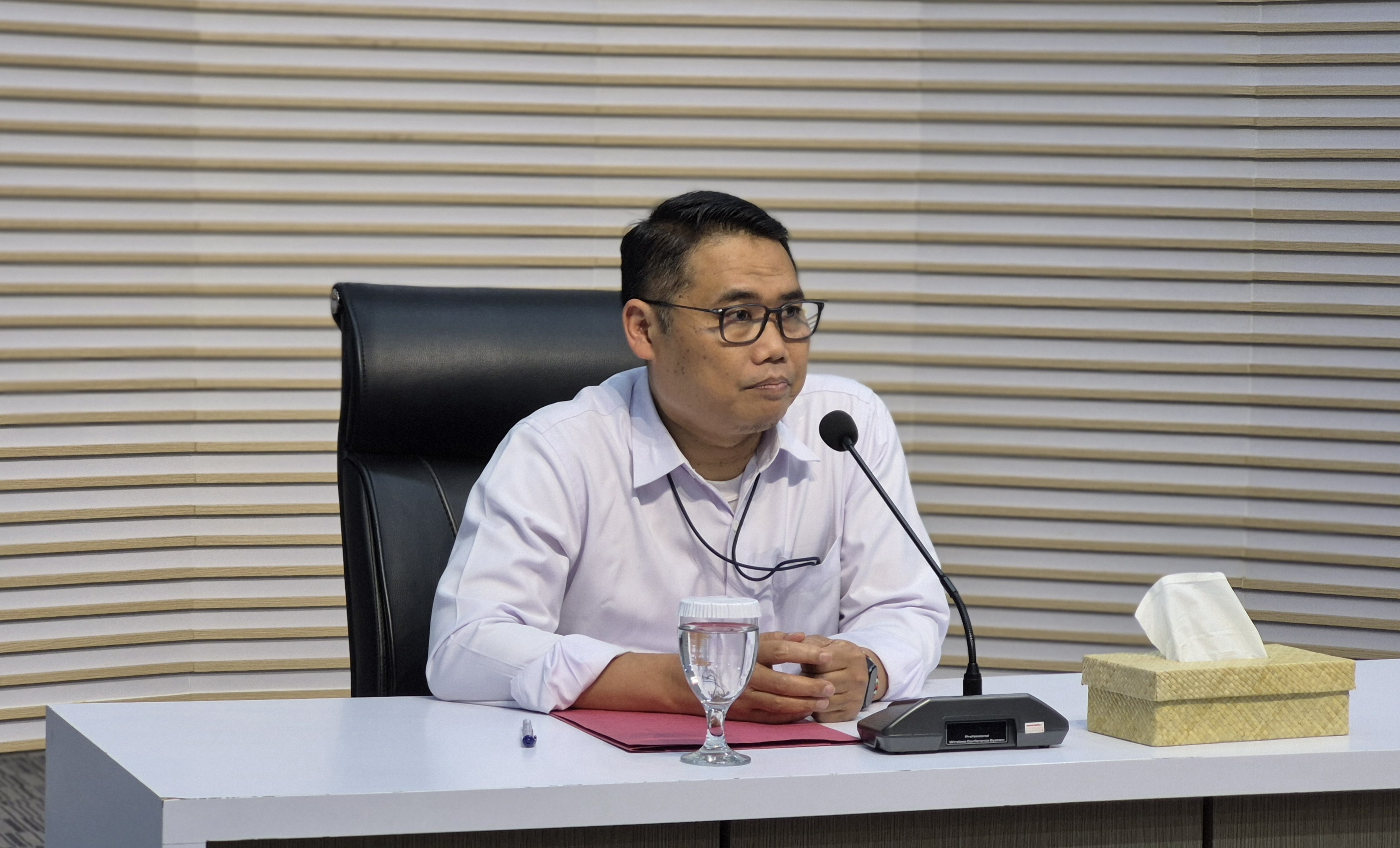KPK Tunda Penahanan Mantan Ketua DPRD Jatim Kusnadi karena Alasan Medis