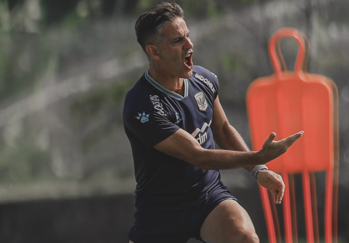 Ada Kecewa John Herdman Meski Menang atas Kamboja, Ingin Clean Sheet