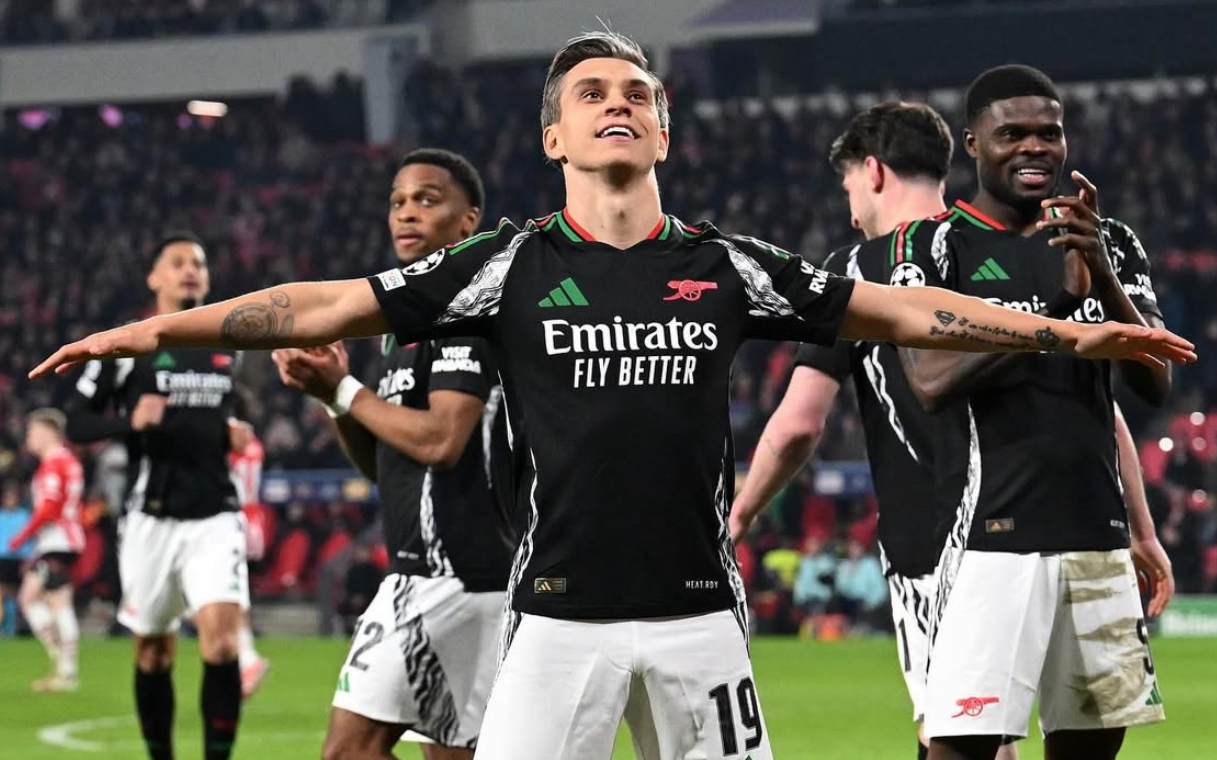 Arsenal Tunda Pesta Juara Liverpool, The Gunners Habisi Ipswich Town 4-0