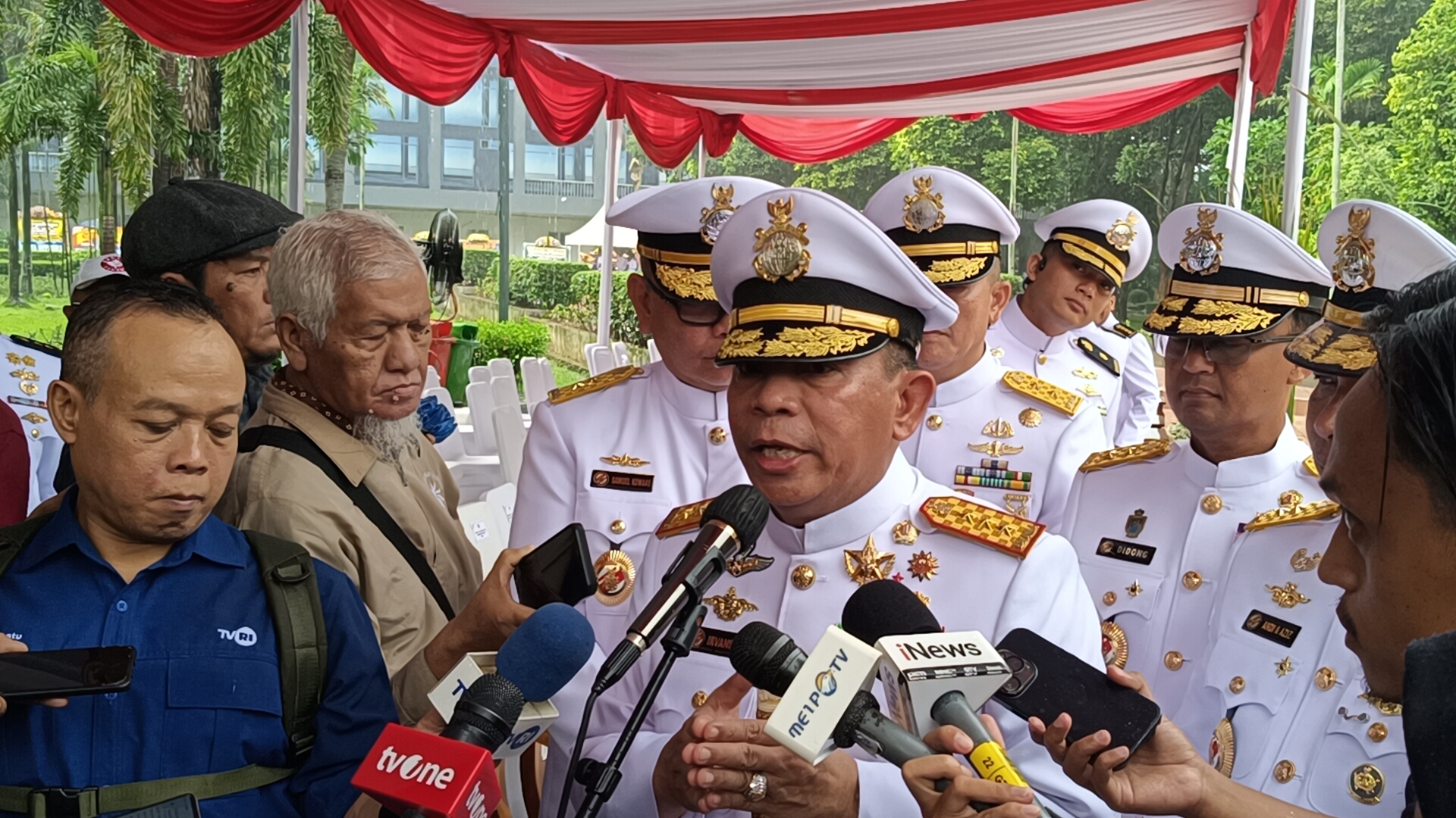 Tanggapi Polemik Pagar Laut di Tangerang dan Bekasi, Kepala Bakamla: Cukup KKP Bertindak, Langsung Selesai